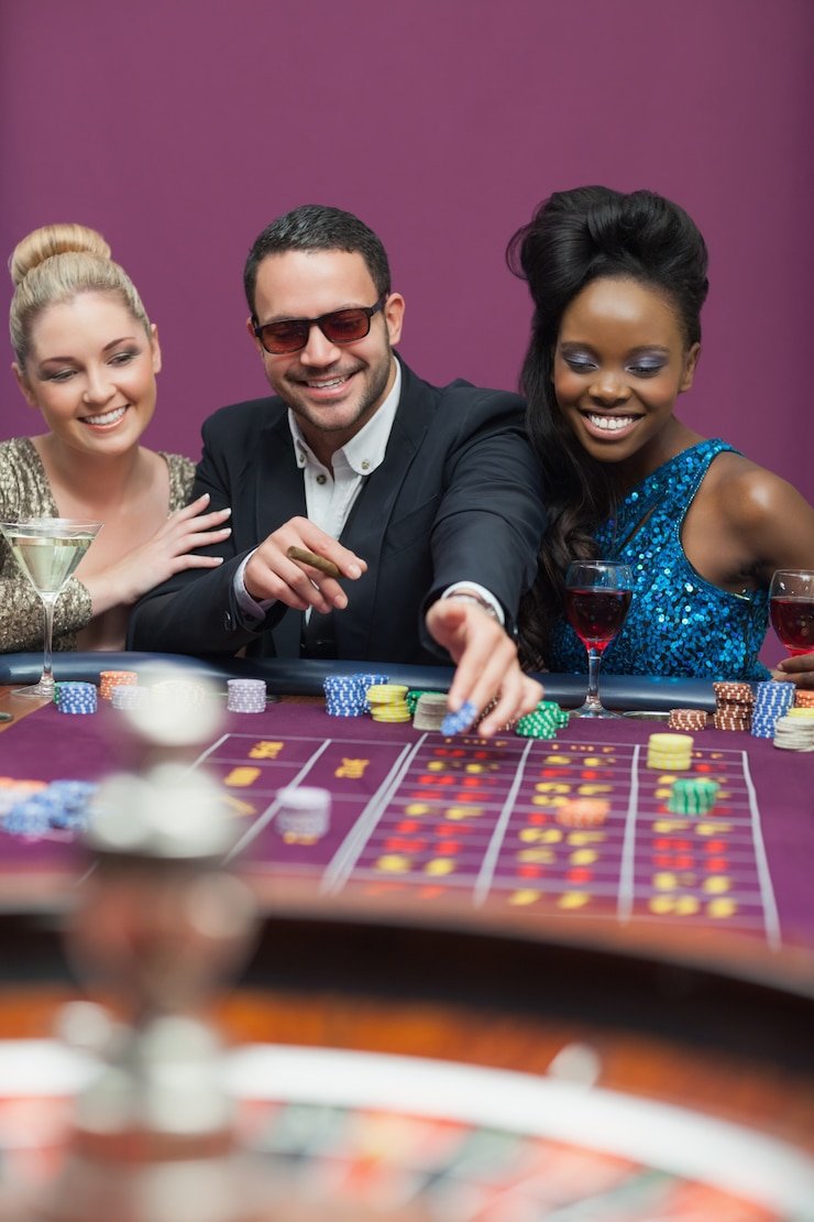 Fitur expanding wild dan putaran bonus di Wild Bandito di soda slot